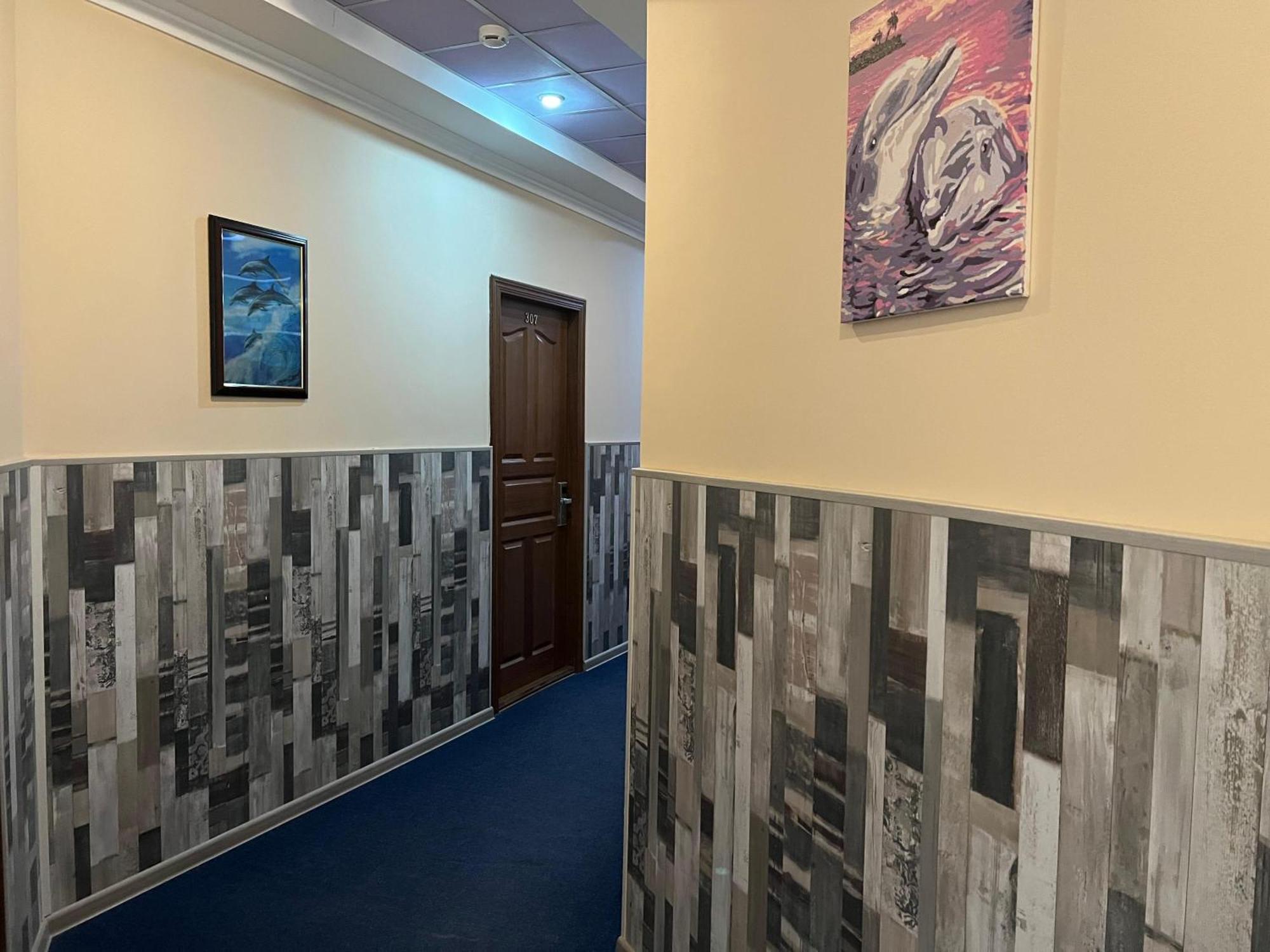 Three Dolphins Hotel Ακτάου Εξωτερικό φωτογραφία